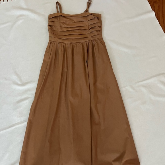 Versona Tan Midi Dress - Picture 9 of 9